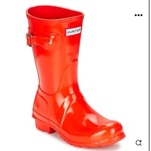Hunter Original short gloss Orange Rain Boots size 6